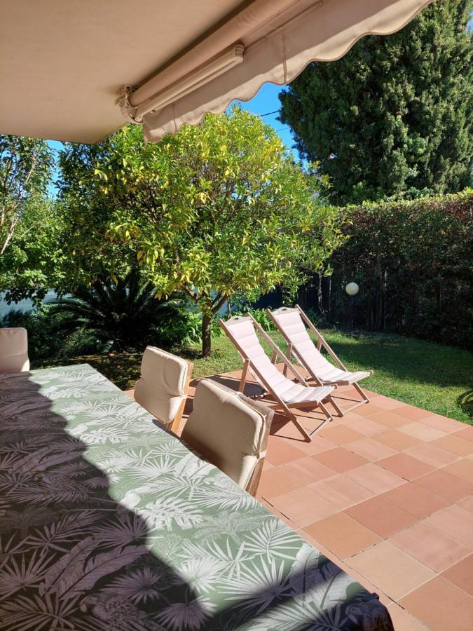 Plage La Salis 3 Chambres, Jardin - 3 Bedrooms Antibes Exterior photo